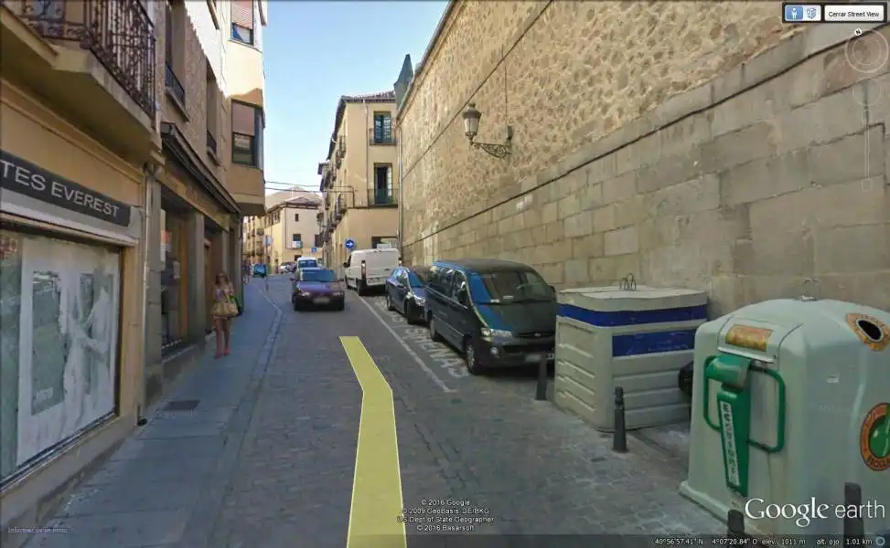 Vista exterior de Oficina de alquiler en Segovia con Calefacción