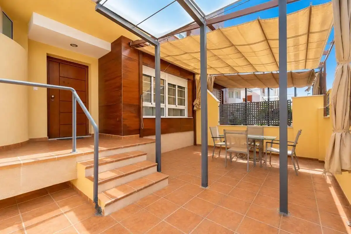 Duplex con giardino in vendita a Calle Almirante Guitian Vieitio