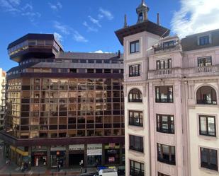 Vista exterior de Pis en venda en Bilbao  amb Calefacció i Terrassa