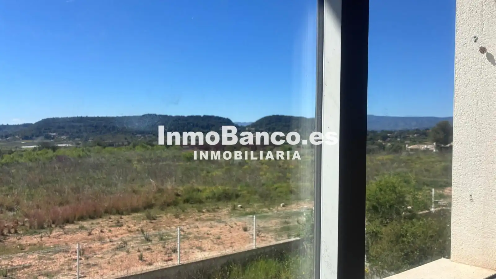 Houses for sale in Montserrat  with Private garden and Terrace
