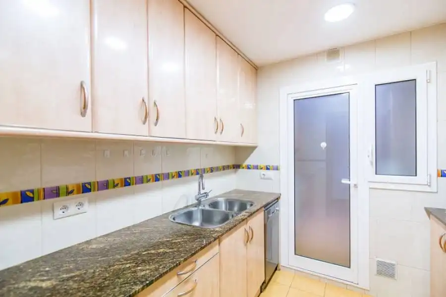 Cocina de Piso en venta en Barcelona con Calefacción y Parquet