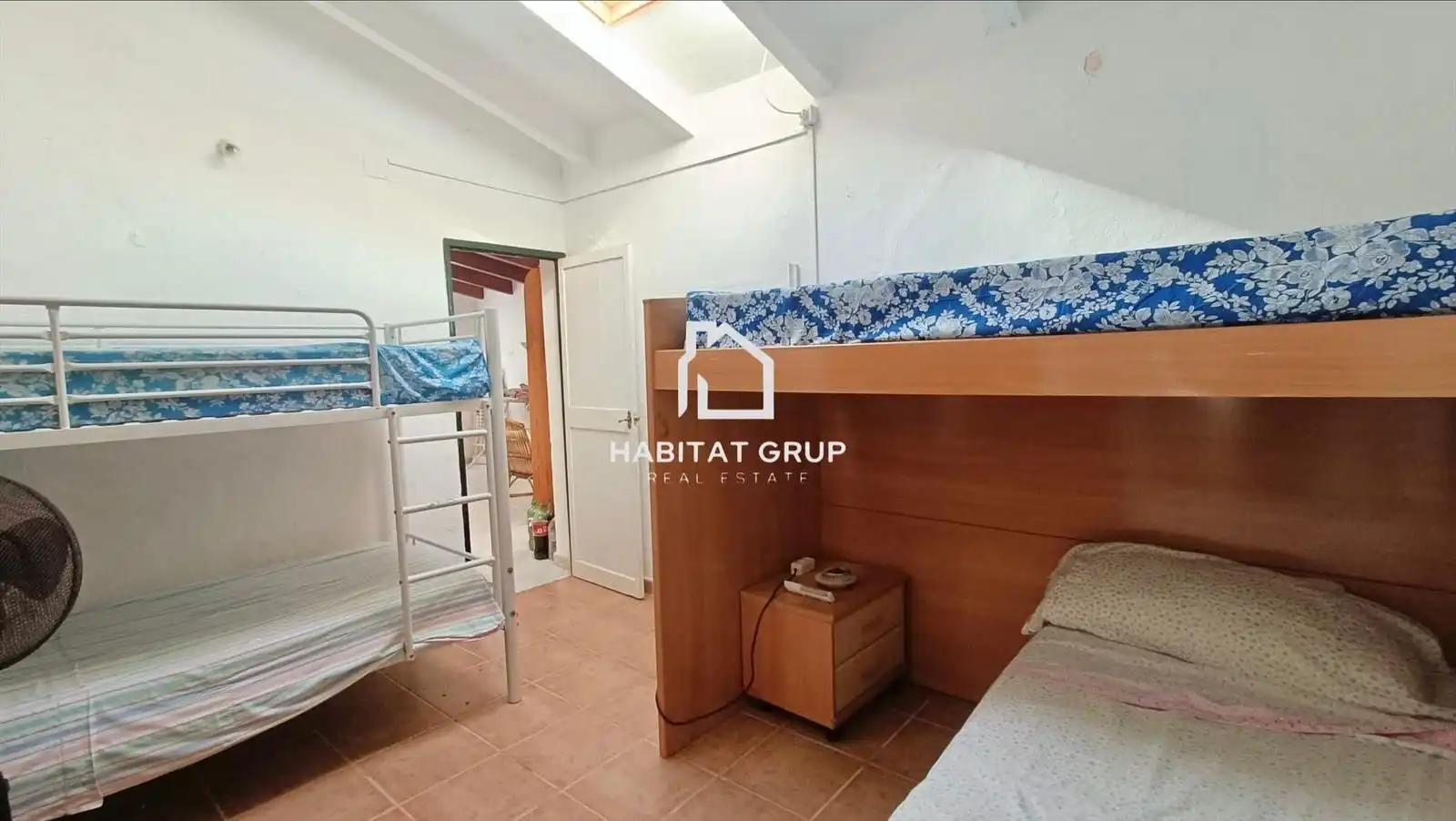 Einfamilien-Reihenhaus zum Verkauf in Sant Lluís mit Heizung, Privatgarten und Terrasse