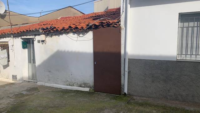 Casa-chalet en Venta en LA FUENTE en Zorita