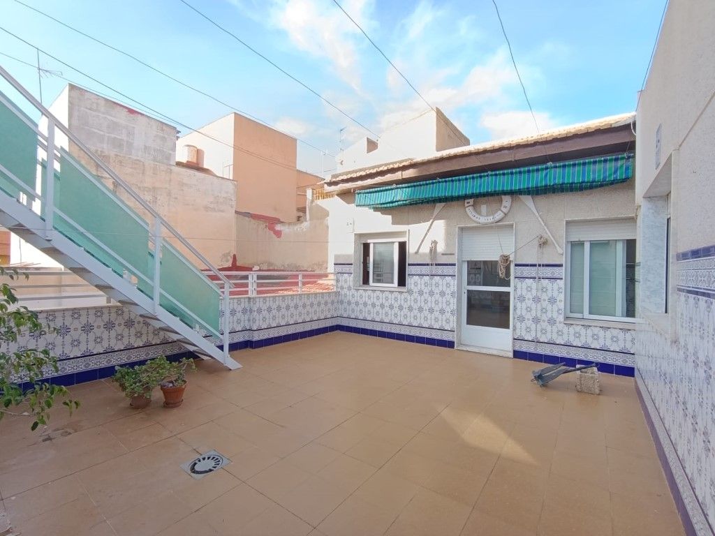 Flat for sale in N/A, Barrio de la Concepción
