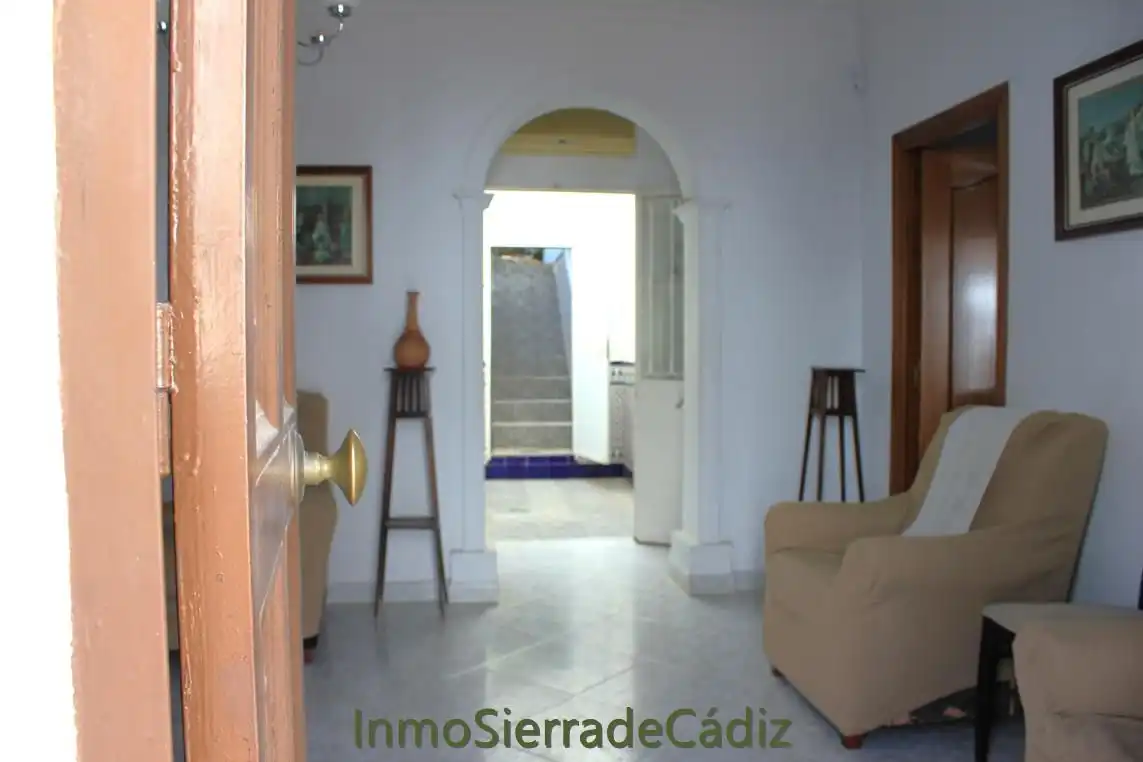 Houses for sale in Algodonales  with Air Conditioner, Private garden and Storage room