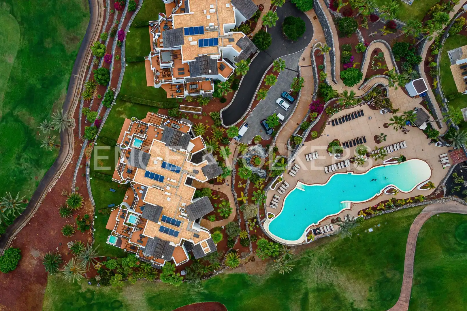 Vista exterior de Piso en venta en Guía de Isora con Aire acondicionado, Terraza y Piscina