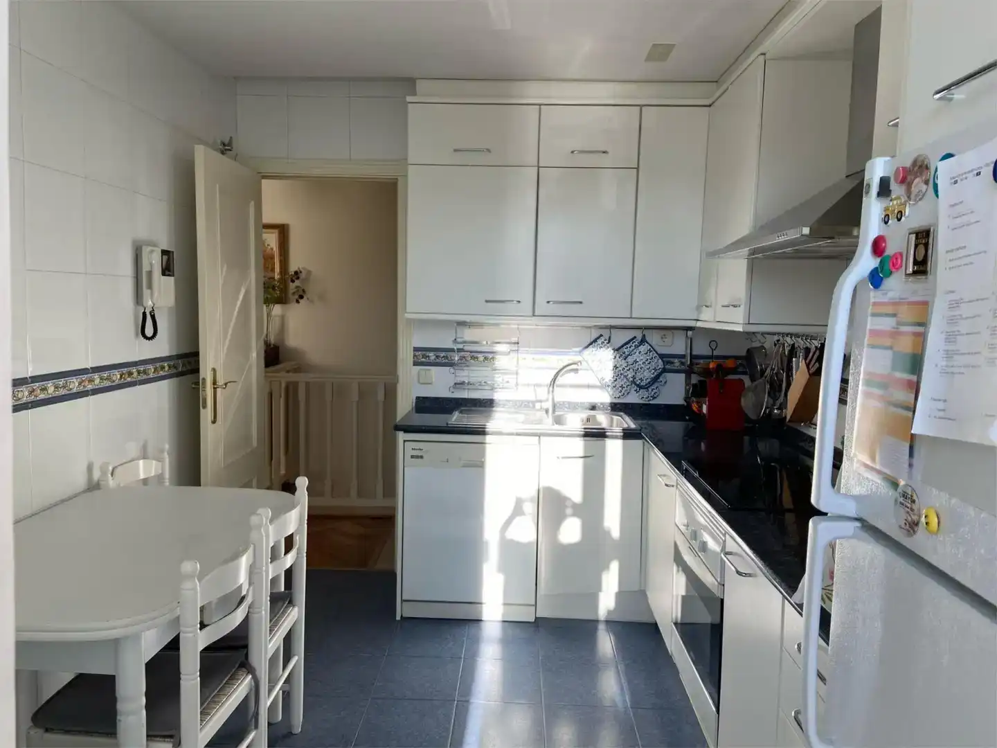 Cuina de Pis en venda en Las Rozas de Madrid amb Aire condicionat, Parquet i Traster