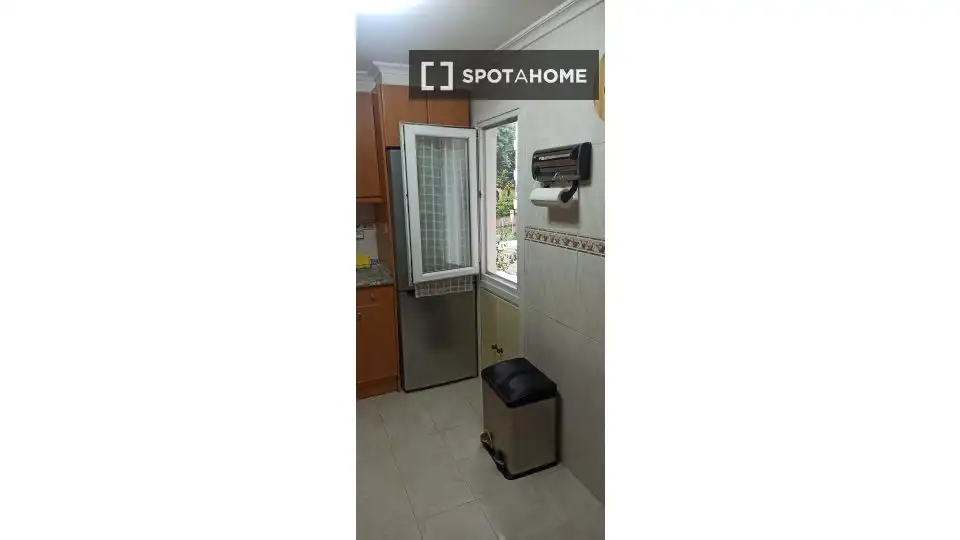 Cuina de Apartament per a compartir en Zarautz amb Aire condicionat, Calefacció i Terrassa