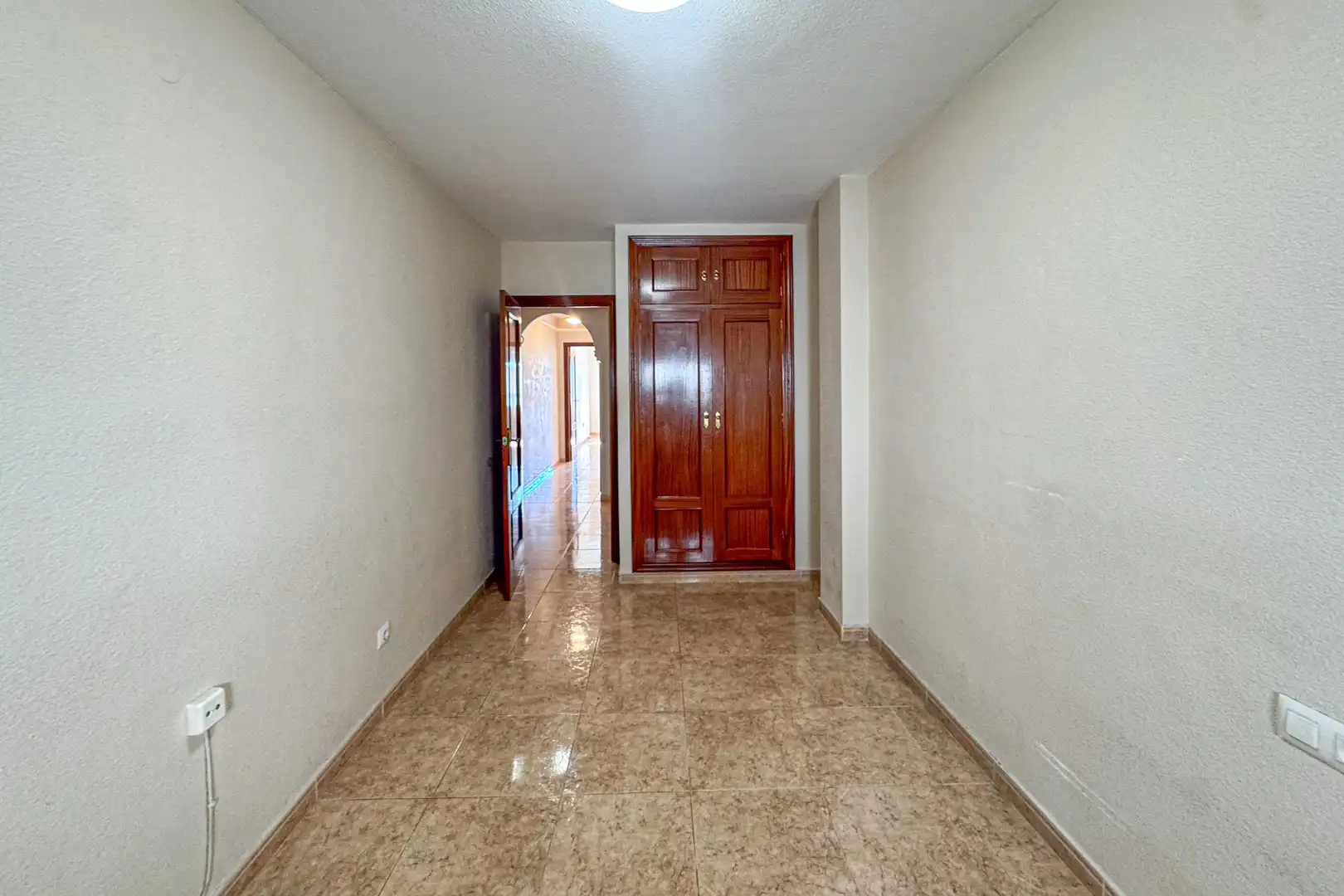 Piso en venta en Almería con Aire acondicionado y Calefacción