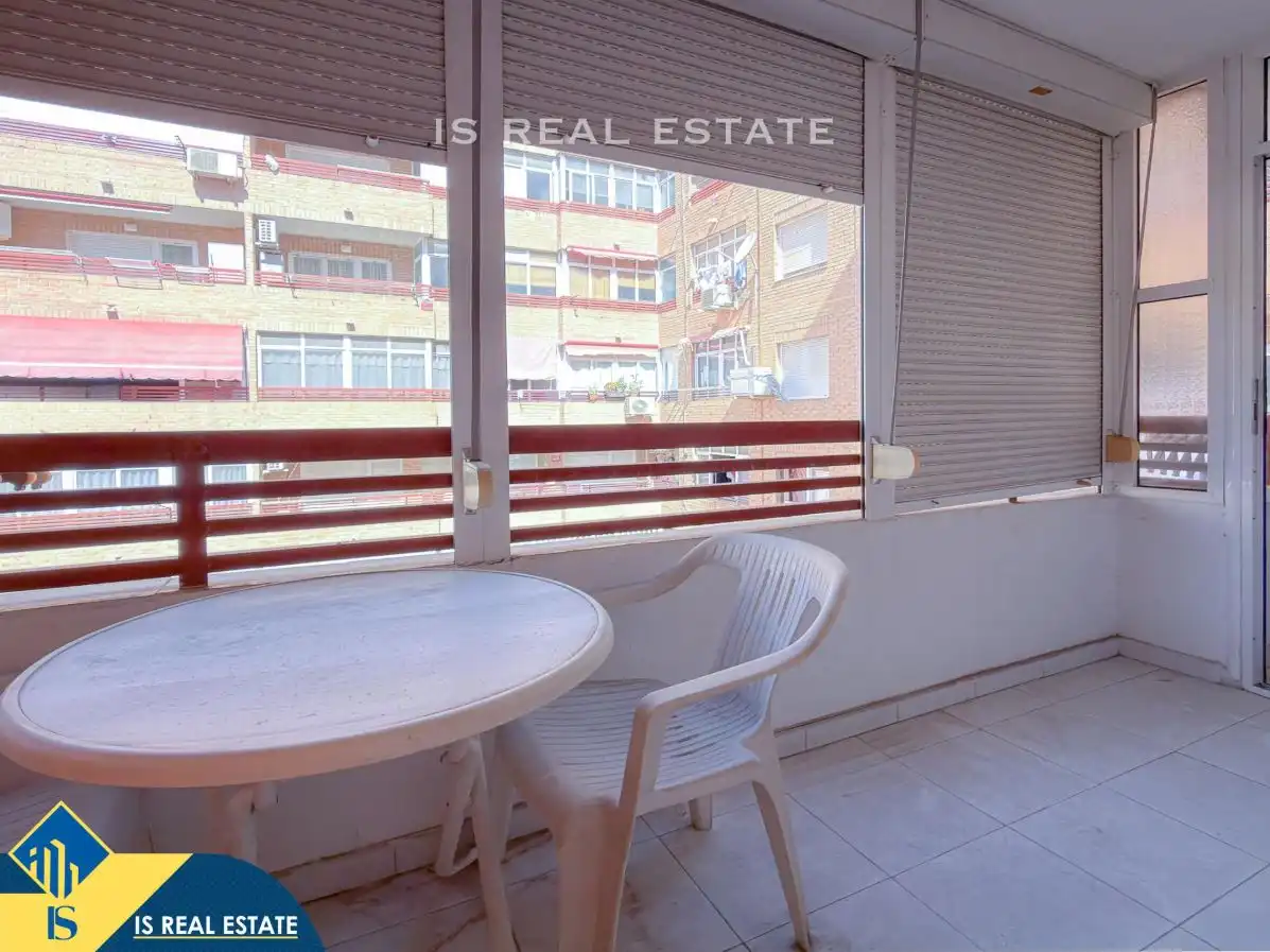 Vista exterior de Apartamento en venta en Torrevieja con Calefacción, Terraza y Amueblado
