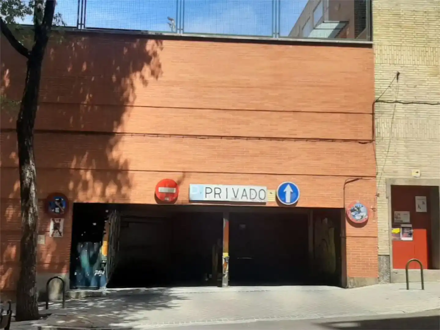Aparcament de Garatge en venda en Madrid