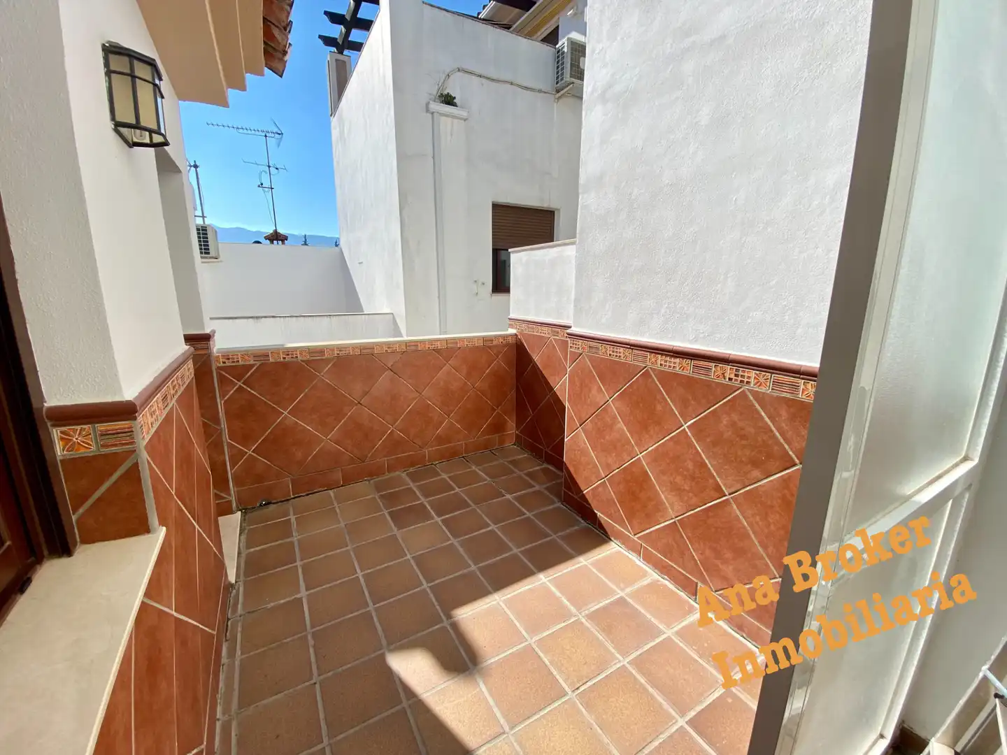 Terrassa de Casa adosada en venda en Ronda amb Terrassa i Moblat