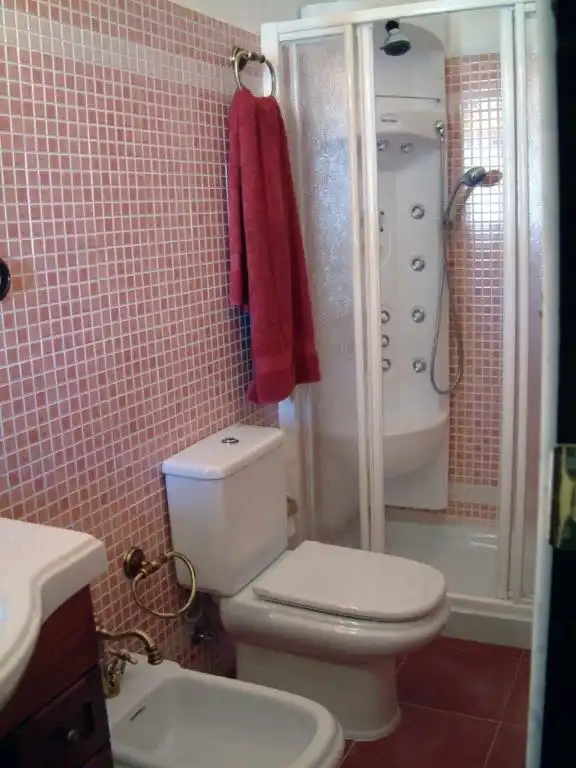 Baño de Finca rústica en venta en Lucena con Jardín privado, Terraza y Piscina