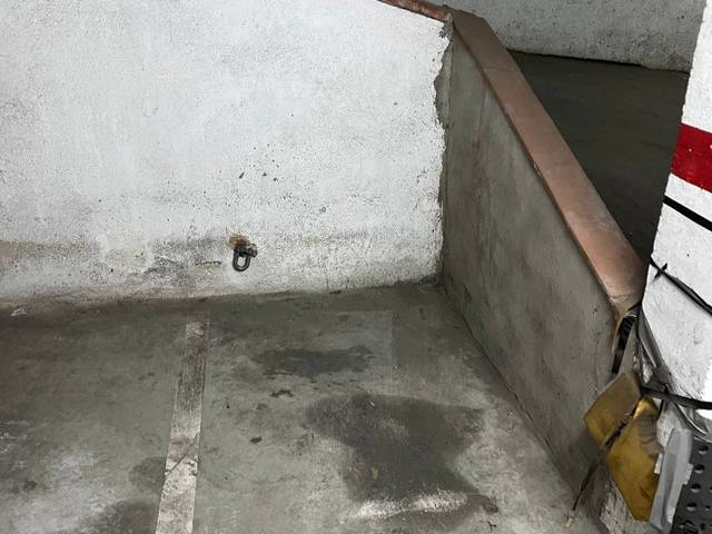 Garaje en Alquiler en Carrer Canelones, 22 en Puigfred