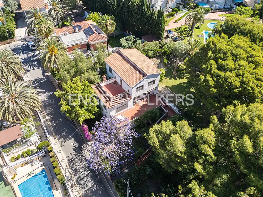 Exterior view of Houses for sale in El Campello  with Heating, Private garden and Terrace