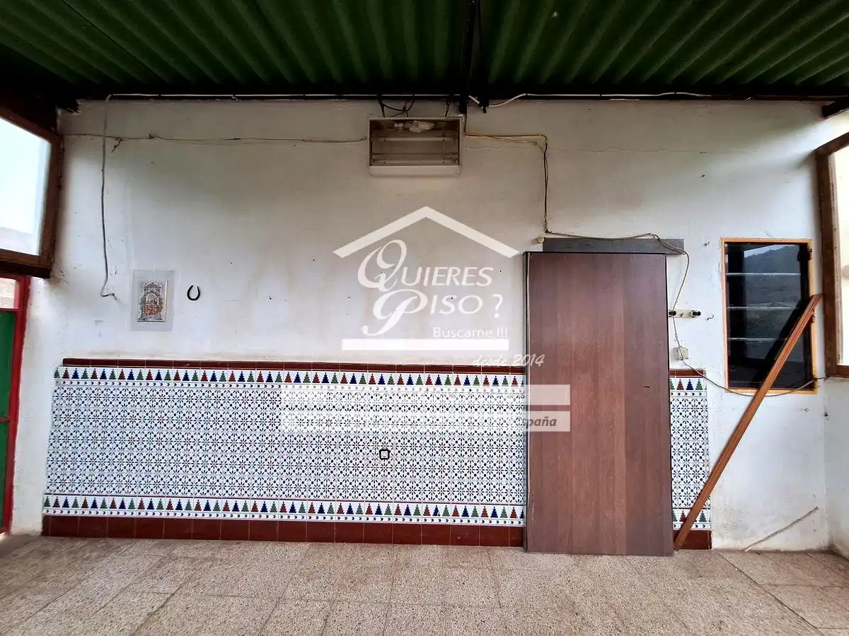 Houses for sale in Arucas  with Private garden and Swimming Pool