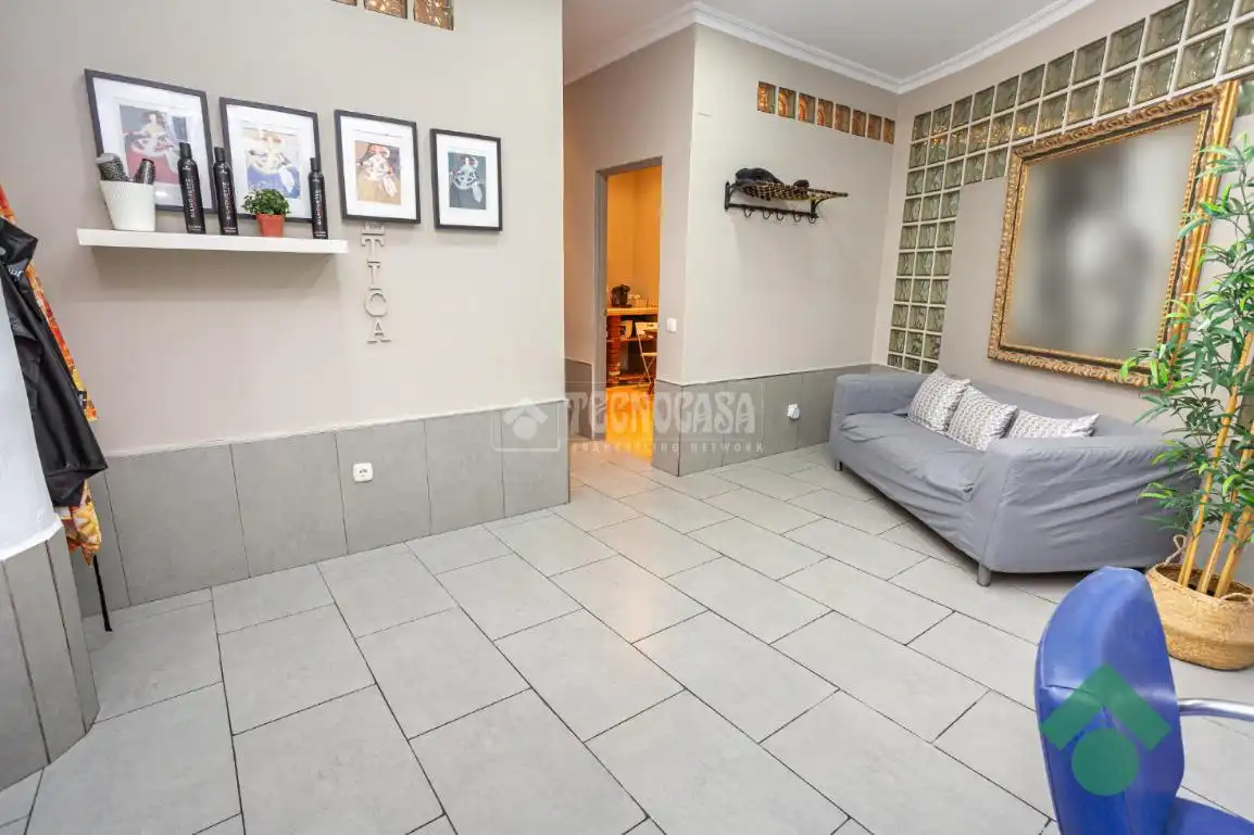 Local en venta en Algeciras con Calefacción