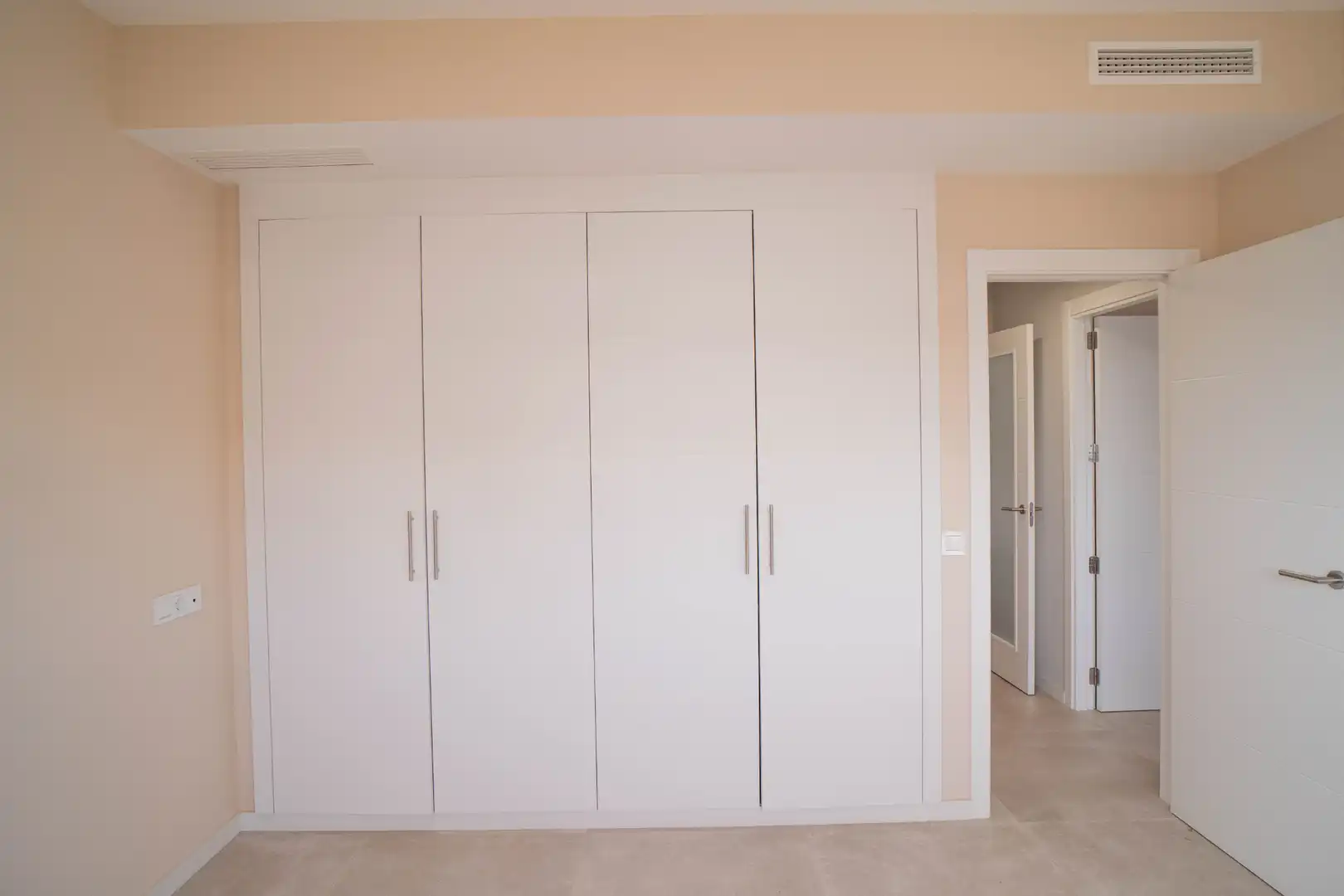 Bedroom of Attic for sale in Torremolinos  with Air Conditioner, Terrace and Storage room