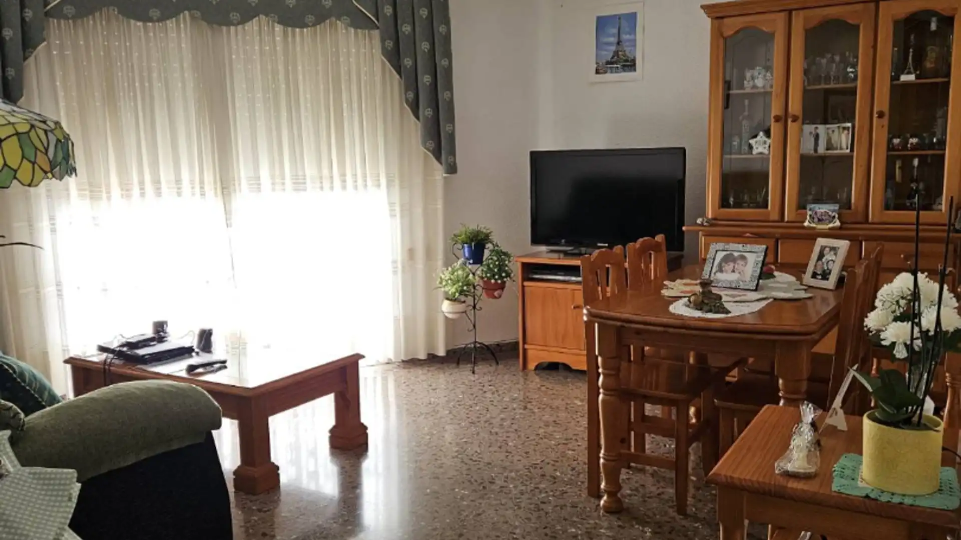 Sala de estar de Piso en venta en Monóvar  / Monòver con Aire acondicionado, Amueblado y Horno