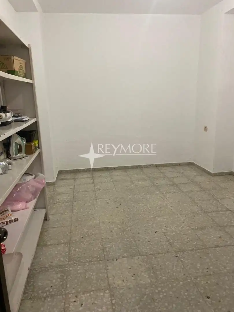 Dormitori de Casa o xalet en venda en Guadalcázar amb Aire condicionat, Terrassa i Traster