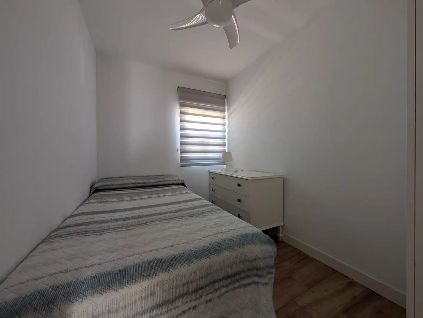 Habitación de Piso en venta en Huelva con Aire acondicionado y Terraza