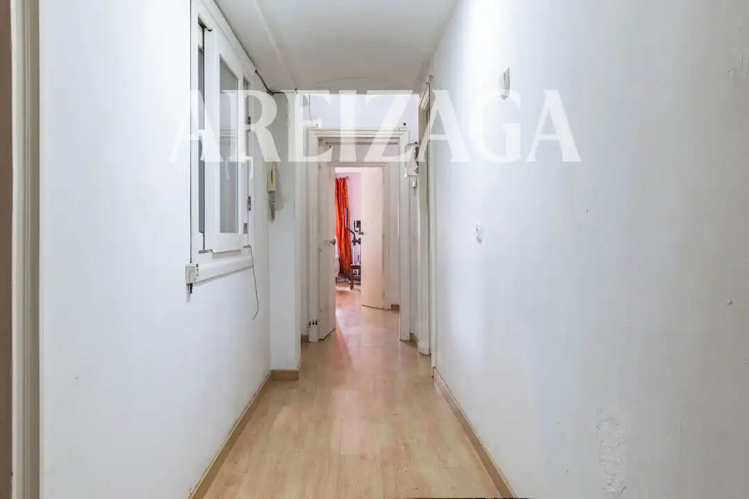 Pis en venda en Donostia - San Sebastián  amb Calefacció i Balcó