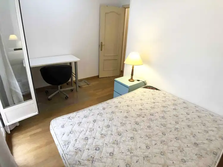 Flat with terrace for sale in Calle de Argumosa, imagen 2