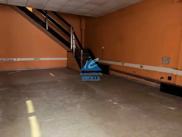 Nave industrial de alquiler en Usansolo