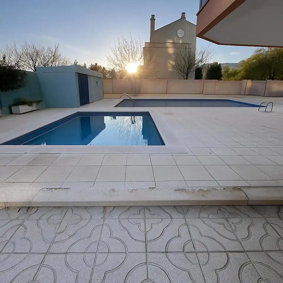 Piscina de Pis en venda en Sitges amb Aire condicionat, Parquet i Terrassa
