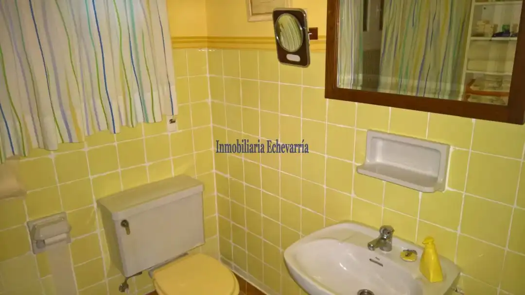Baño de Casa o chalet en venta en Getxo  con Calefacción, Jardín privado y Terraza
