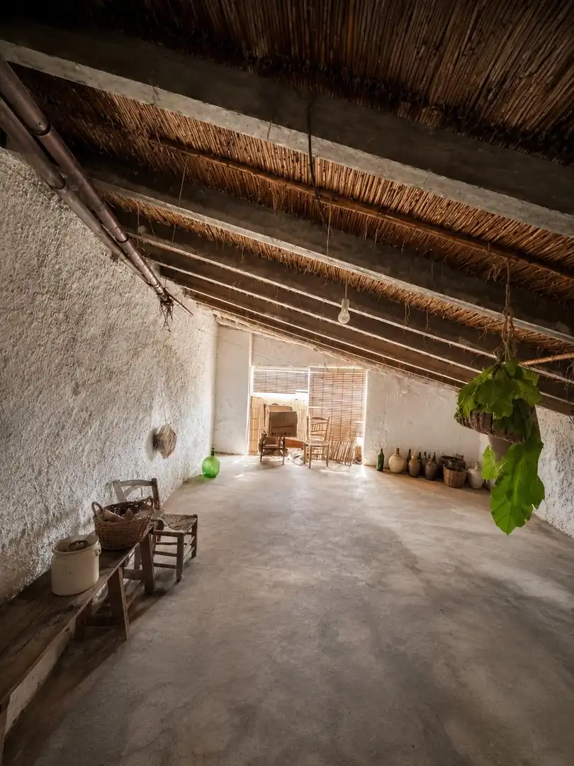 Country homes for sale in Oria
