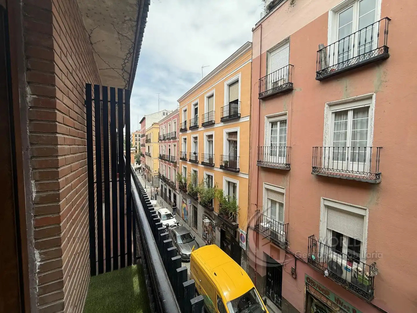 Vista exterior de Piso de alquiler en Madrid con Aire acondicionado, Calefacción y Amueblado