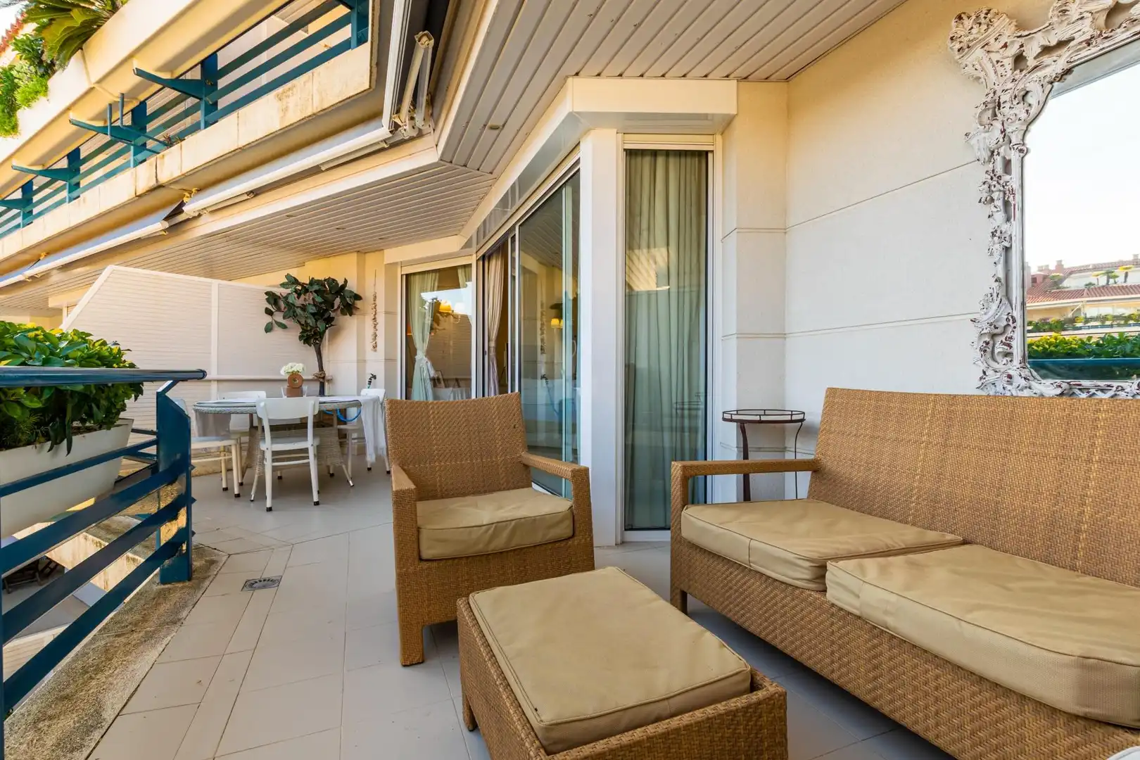 Terrassa de Pis en venda en Sitges amb Aire condicionat, Calefacció i Jardí privat
