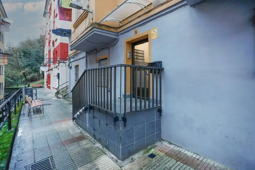 Flat for sale in Cruces, imagen 3