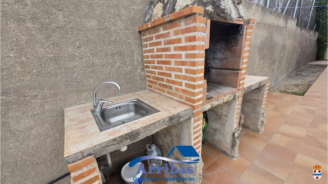 Cocina de Casa o chalet en venta en El Casar de Escalona con Calefacción, Jardín privado y Terraza