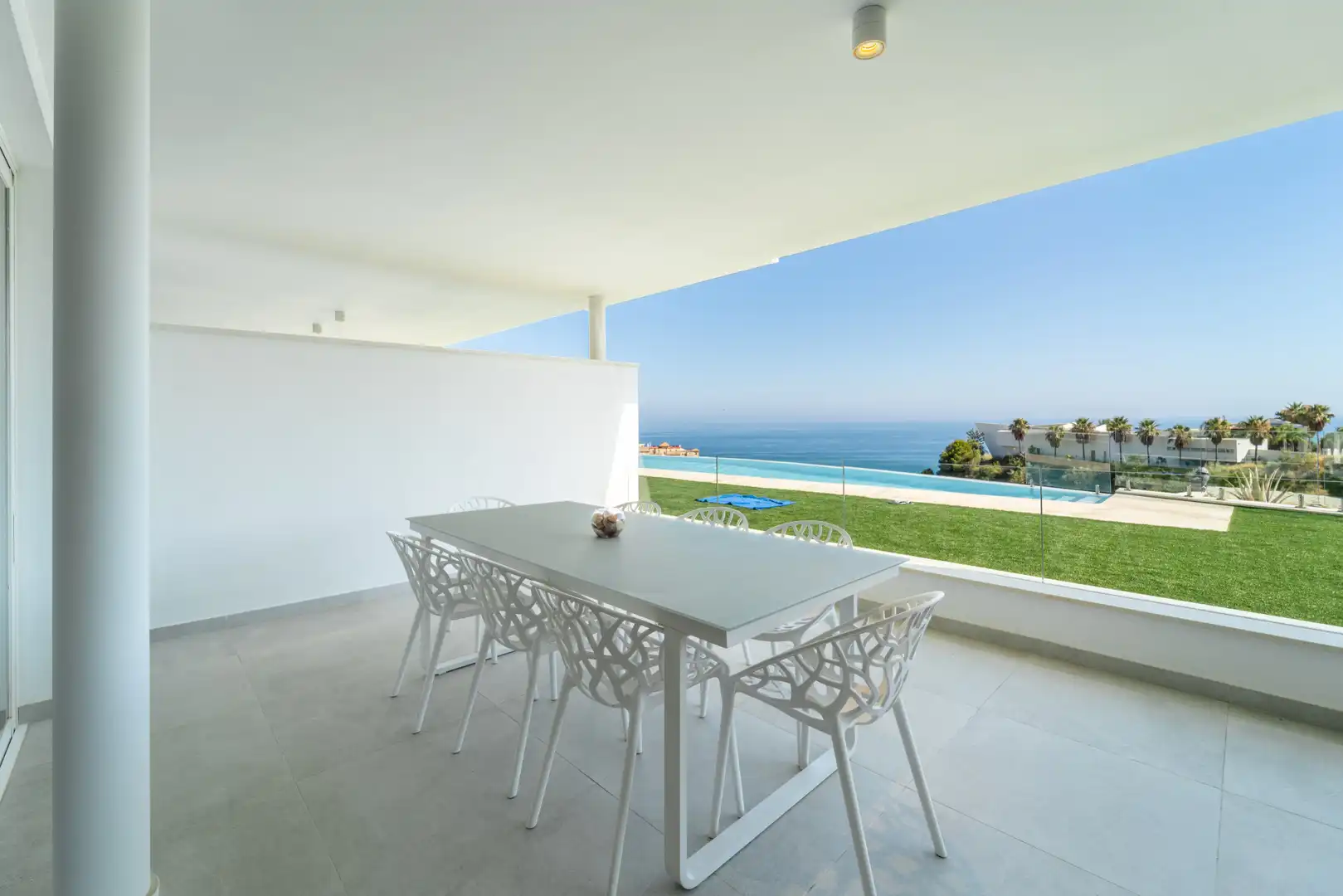 Terrasse von Wohnungen zur Miete in Benalmádena mit Klimaanlage, Terrasse und Schwimmbad