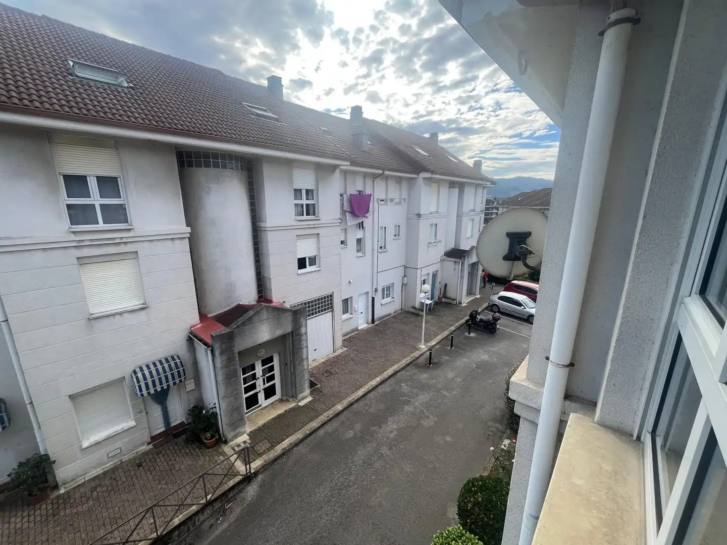Exterior view of Duplexes for sale in Bárcena de Cicero  with Furnished and Community pool