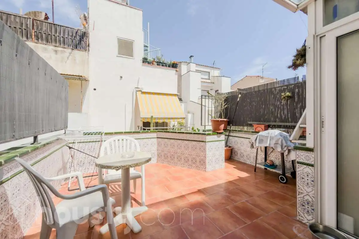 Terrace of Houses for sale in Badalona  with Air Conditioner, Heating and Terrace