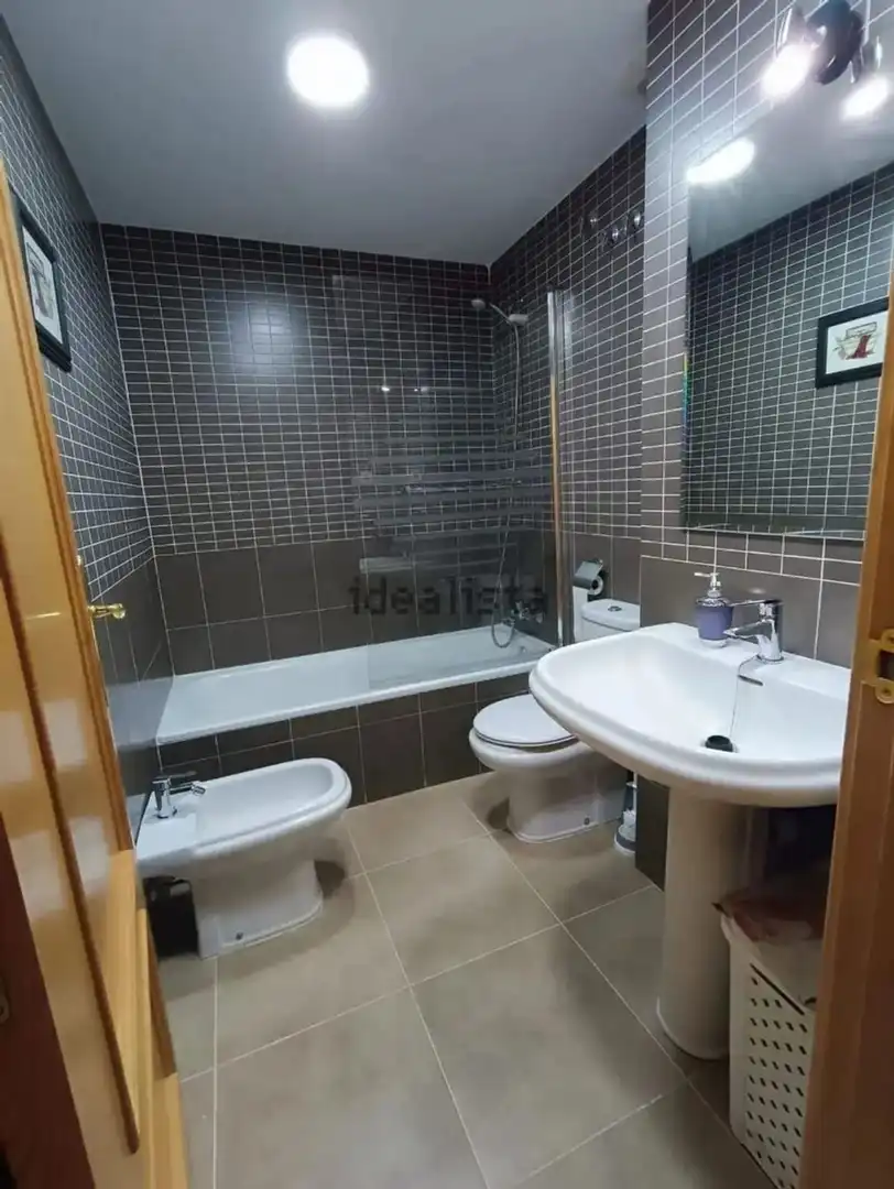 Baño de Piso en venta en Cuevas del Almanzora con Aire acondicionado, Terraza y Piscina