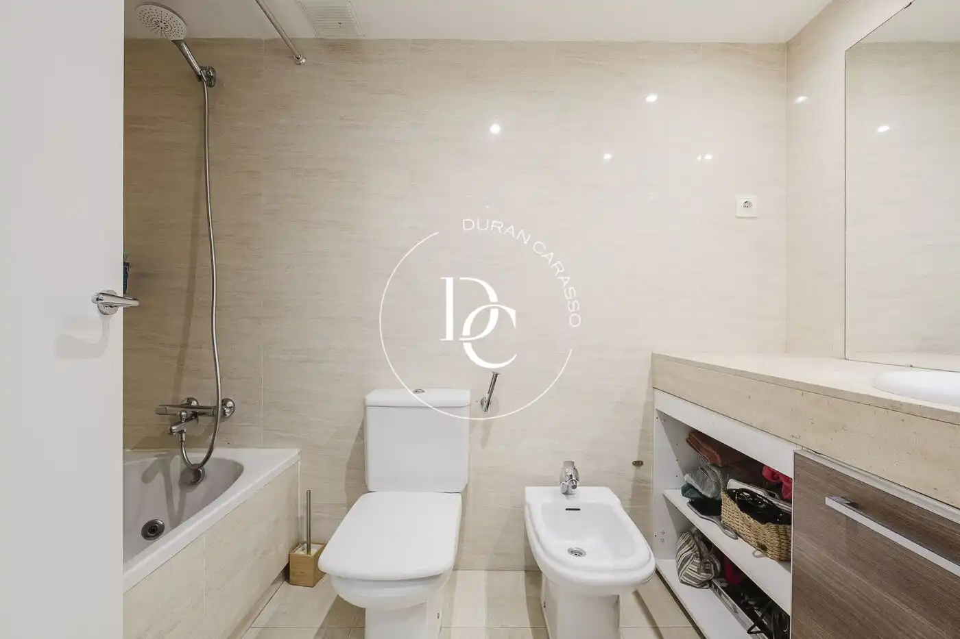 Wohnung zur Miete in Carrer Tarongers, Can Pei