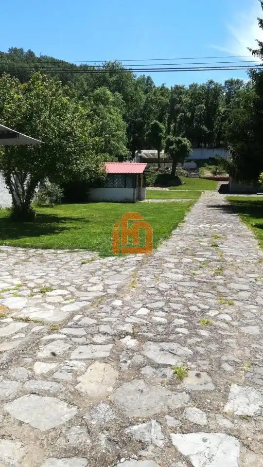 Casa o chalet en venta en Cuadros con Jardín privado, Trastero y Amueblado