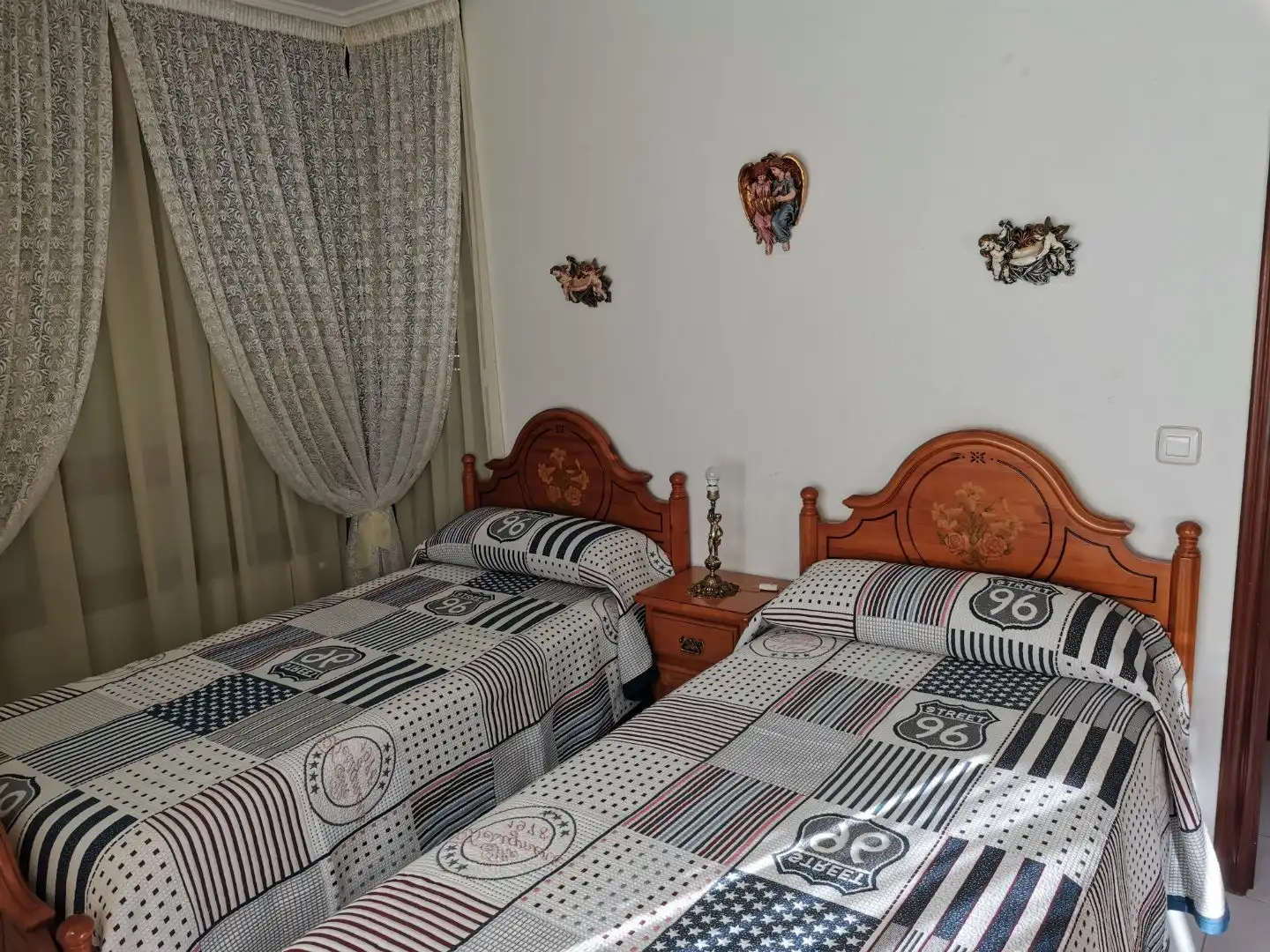 Schlafzimmer von Wohnung zur Miete in Noja mit Heizung, Privatgarten und Terrasse