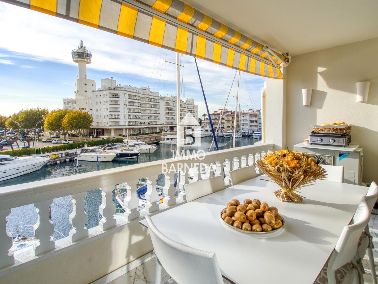 Exterior view of Flat for sale in Empuriabrava  with Air Conditioner, Heating and Terrace