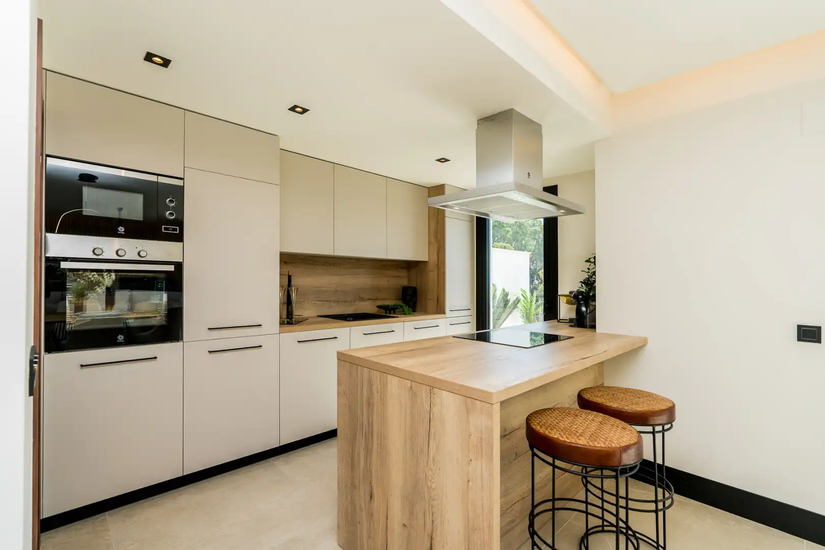 Apartament amb piscina en venda a Nueva Andalucía, imagen 8