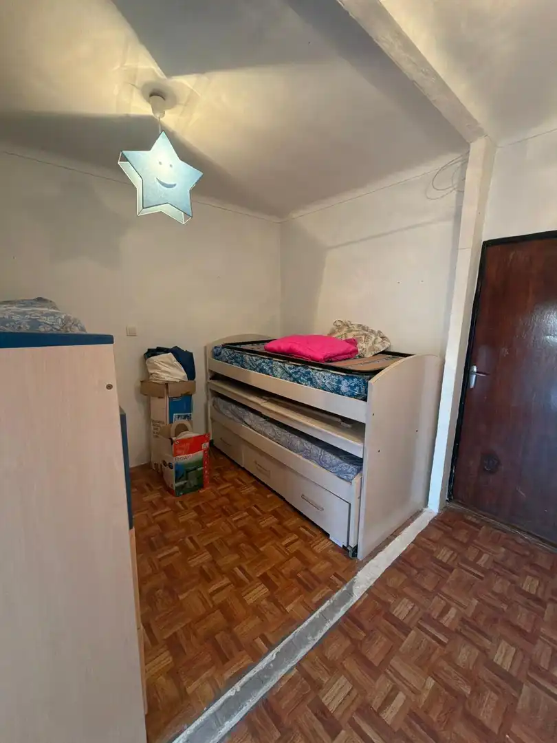 Dormitori de Casa o xalet en venda en El Coronil