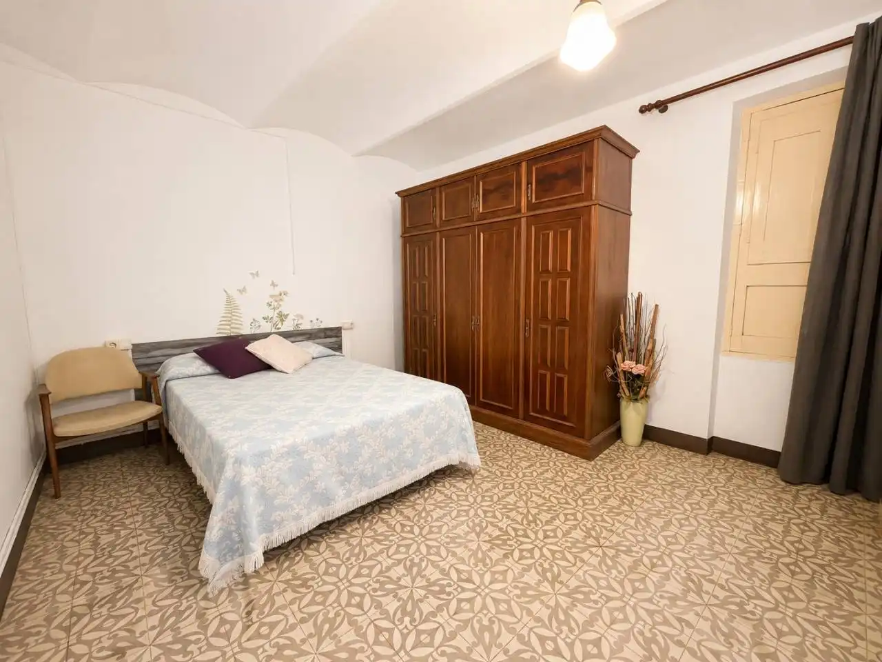 Dormitori de Casa adosada en venda en Porqueres amb Jardí privat i Terrassa