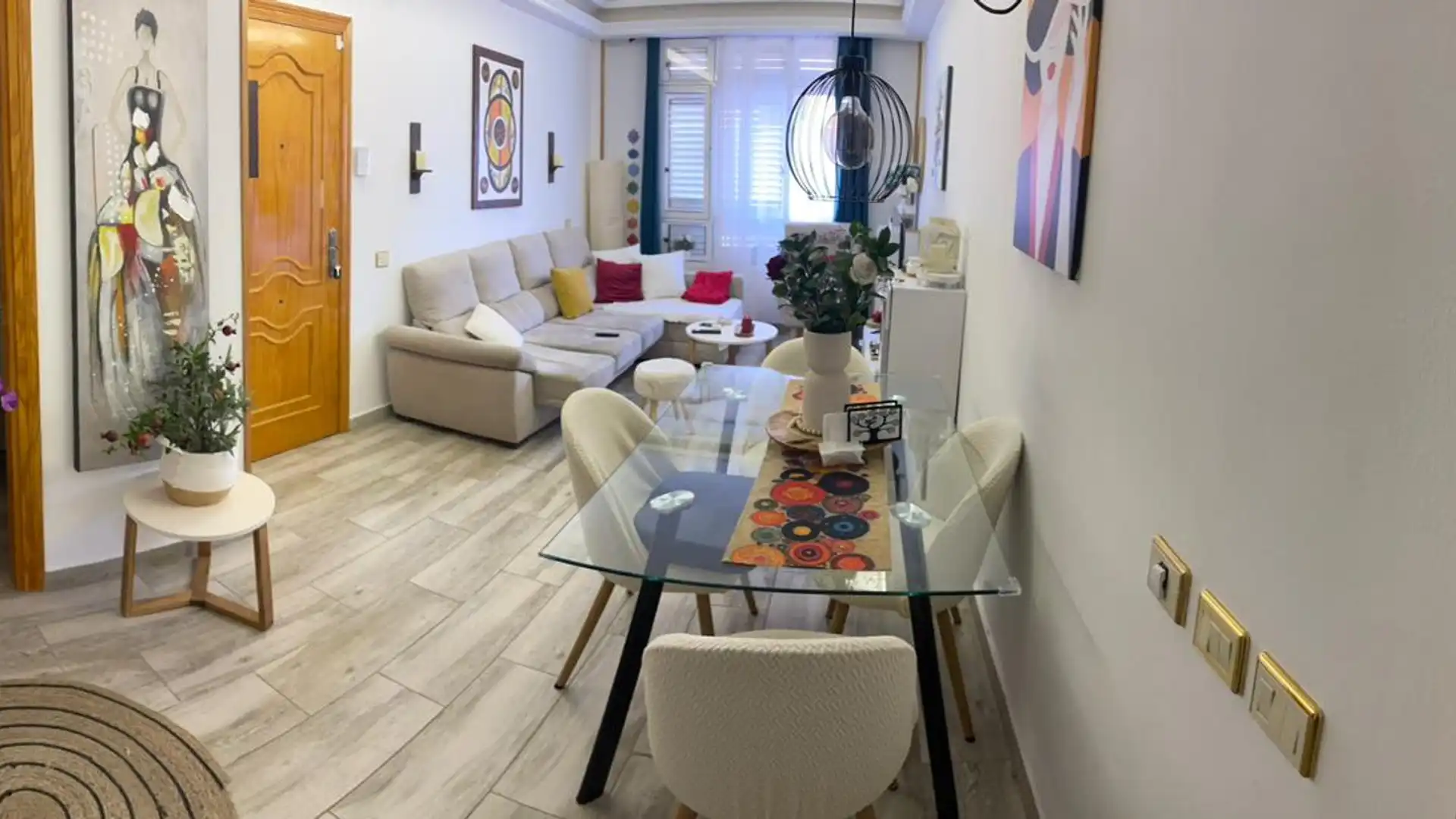 Living room of Flat for sale in Las Palmas de Gran Canaria  with Storage room, Furnished and Oven