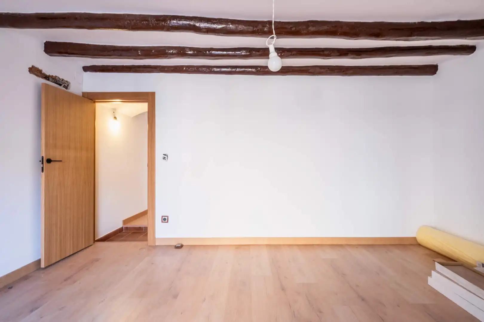 Houses for sale in Calatorao  with Air Conditioner, Terrace and Balcony