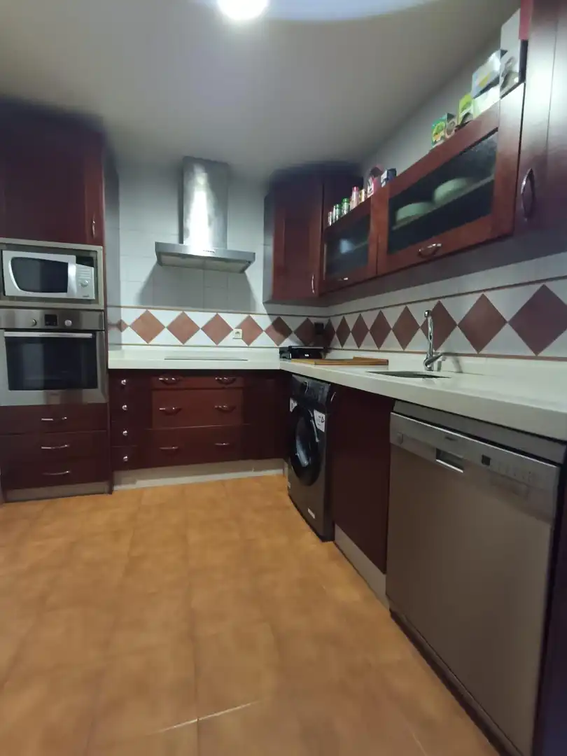Cocina de Piso en venta en La Algaba con Aire acondicionado