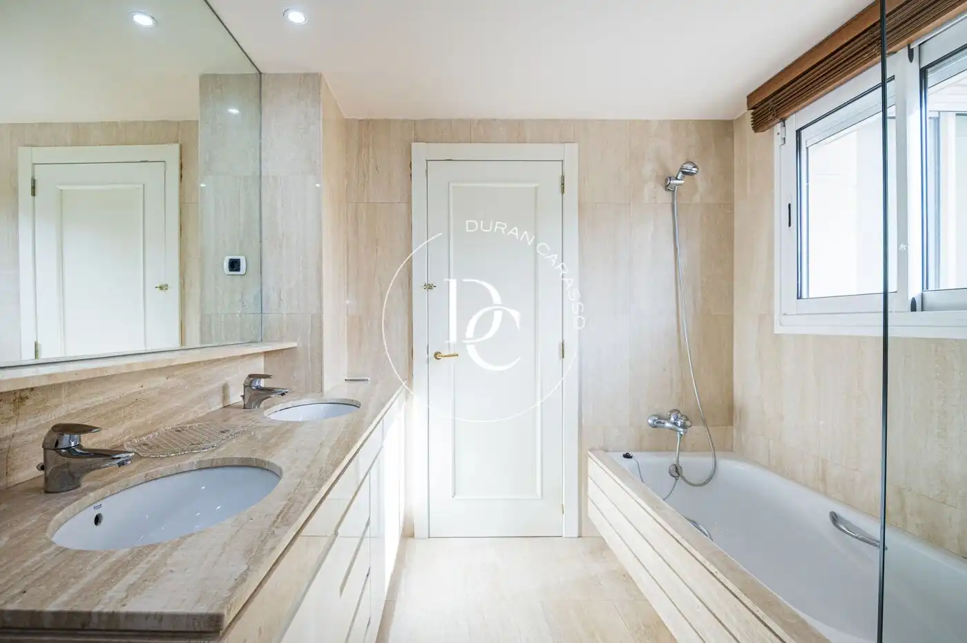 Bathroom of Duplexes for sale in Sitges  with Air Conditioner, Heating and Private garden
